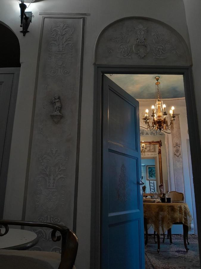 Penthouse En Bleu Royal Apartment Vinca ภายนอก รูปภาพ